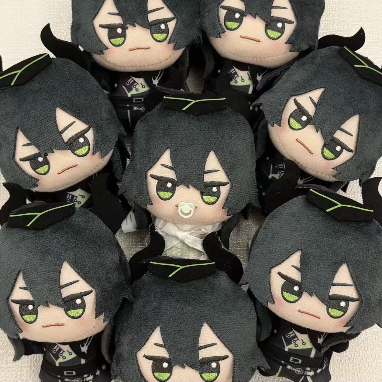 10cm Stuffed Twisted Lilia Van - đánh giá và giá Anime Merchandise Figure