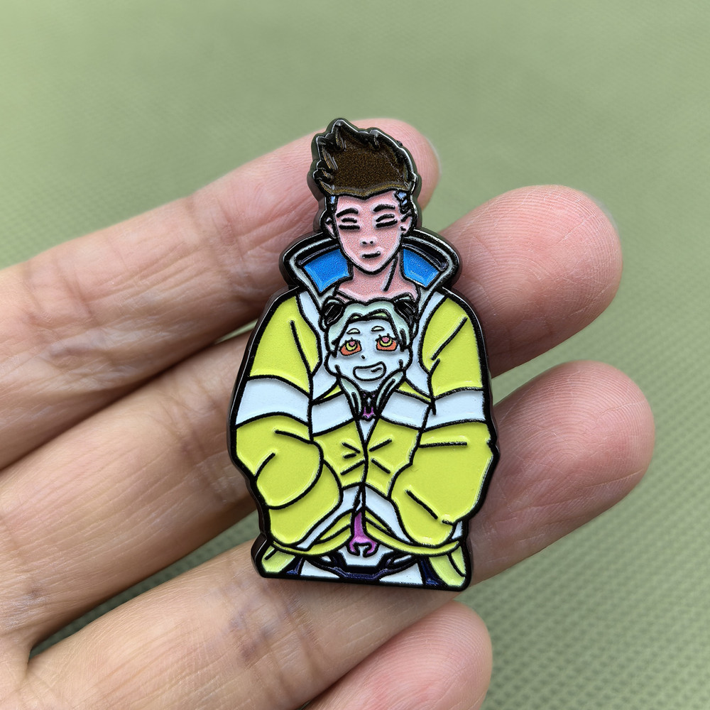 Cartoon Anime Enamel Pin Yello - đánh giá và giá Anime Merchandise Hoodie